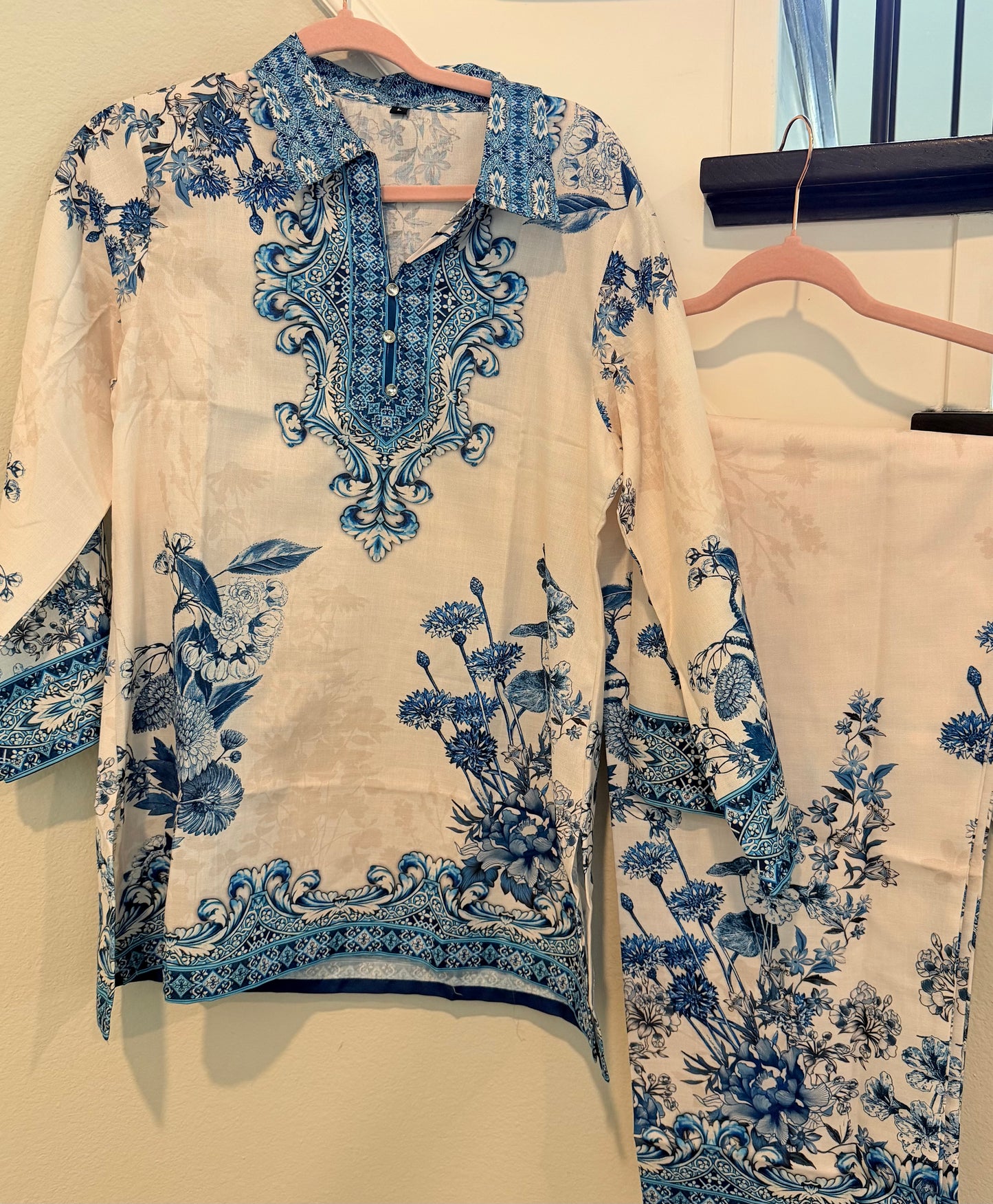 Elegance in Bloom: White & Blue Printed Cotton Co-ord Set